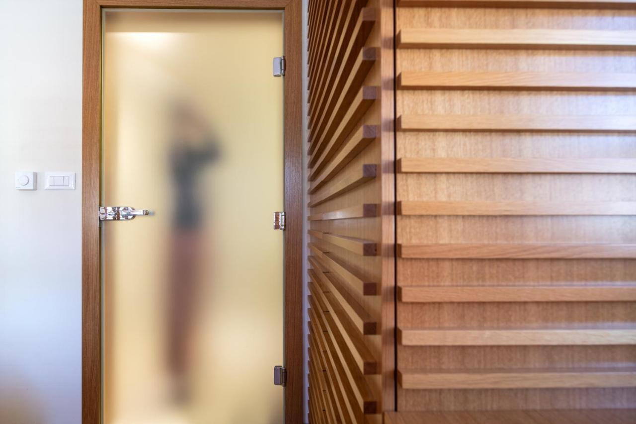 Skrabceva Domacija Hotel Ribnica Kültér fotó