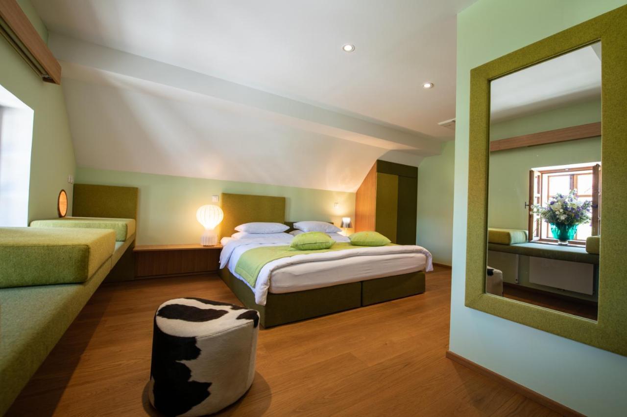 Skrabceva Domacija Hotel Ribnica Kültér fotó