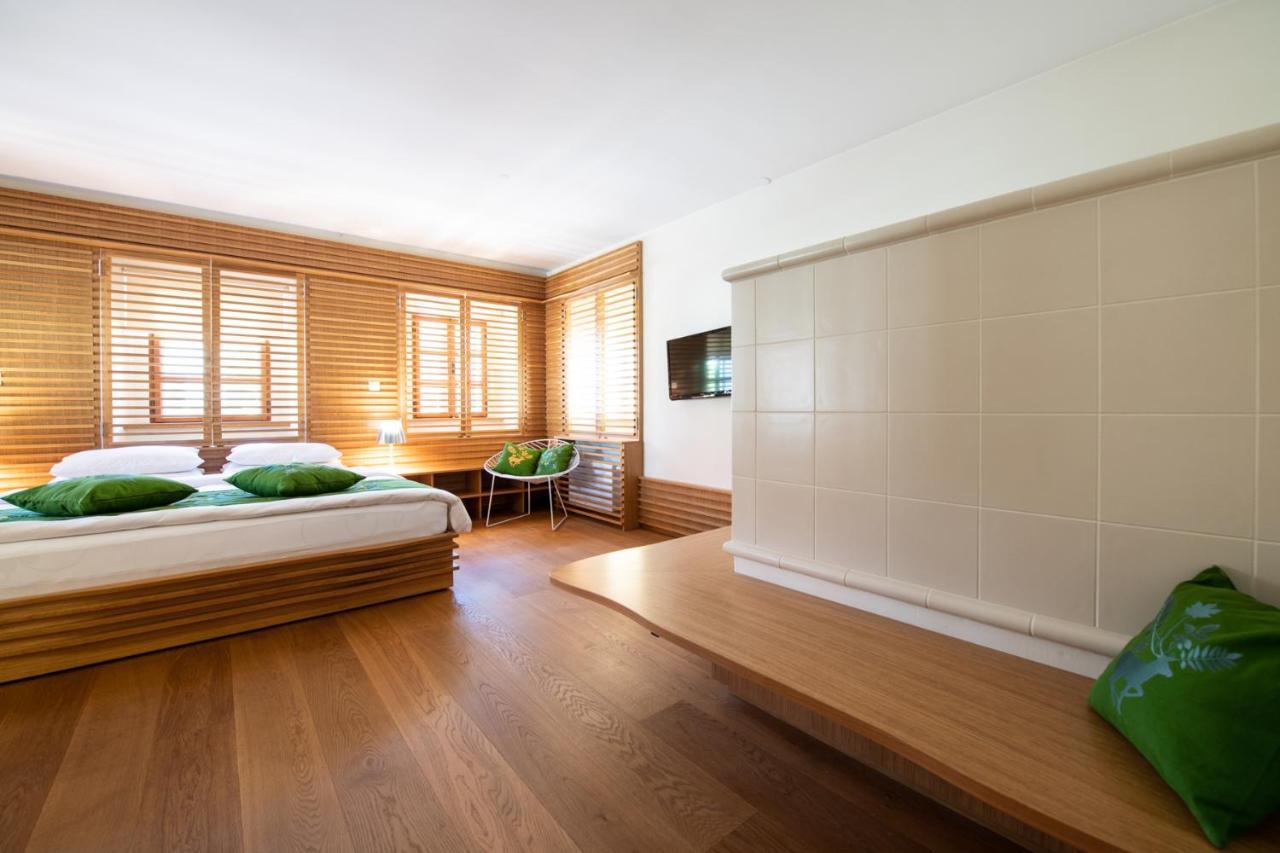 Skrabceva Domacija Hotel Ribnica Kültér fotó